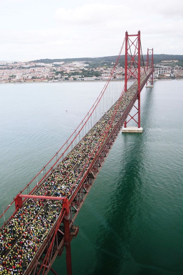 Schön und richtig schnell - der Lisbon Half Marathon. Foto: ZvG RunCzech / SuperHalfs