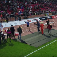 Neuer Biermeilen-Weltrekord: 1,6 km und vier Flaschen Bier in beeindruckender Zeit!