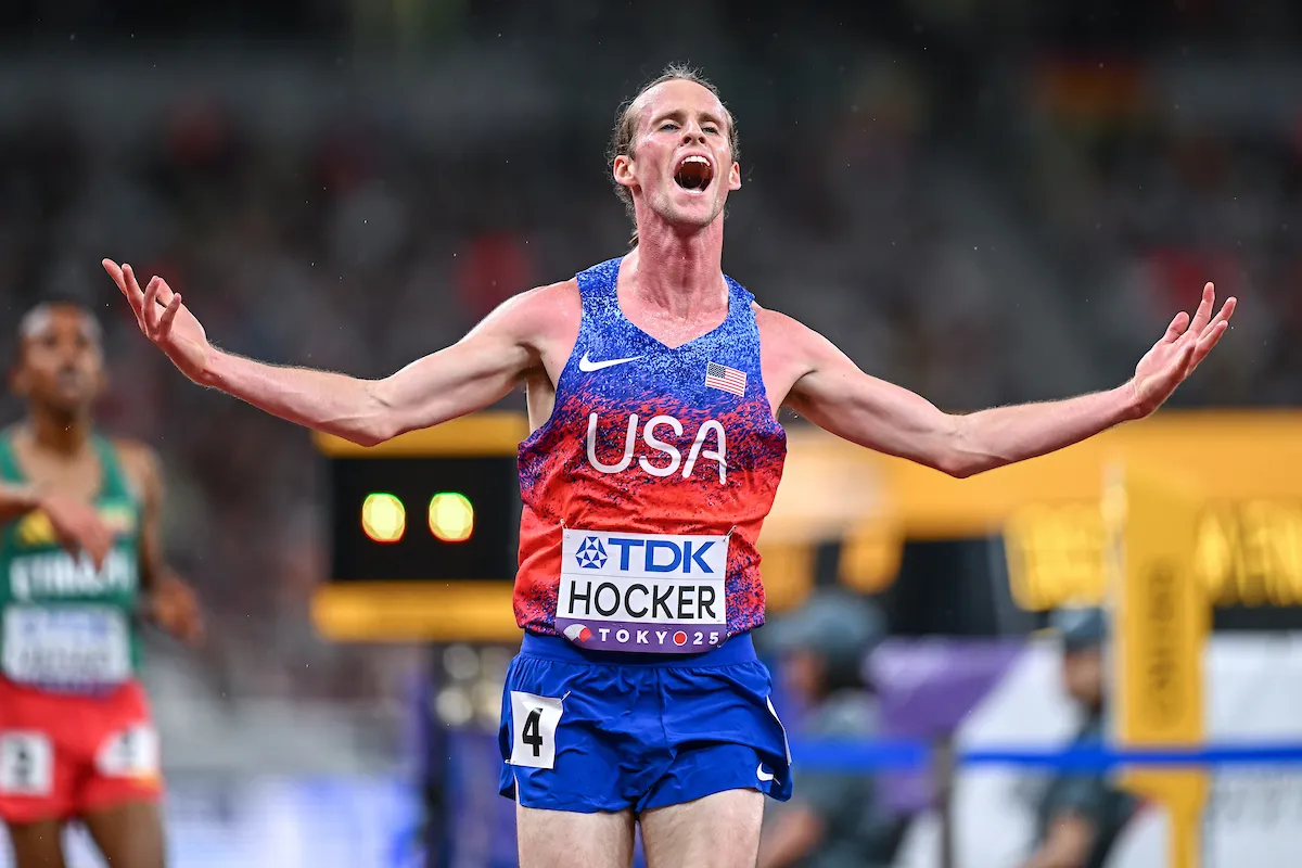 Cole Hocker ließ die USA über die 5.000 Meter jubeln.
