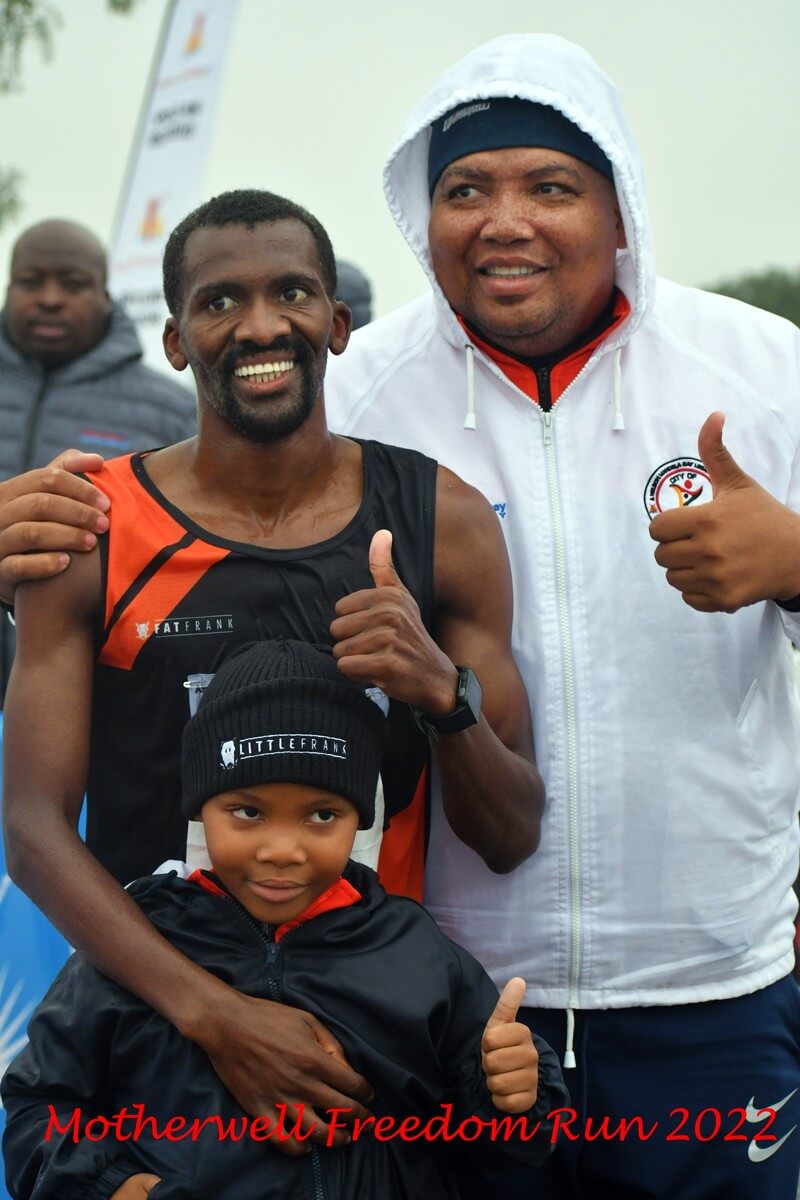Melikhaya Frans(li) + Mike Mbambani