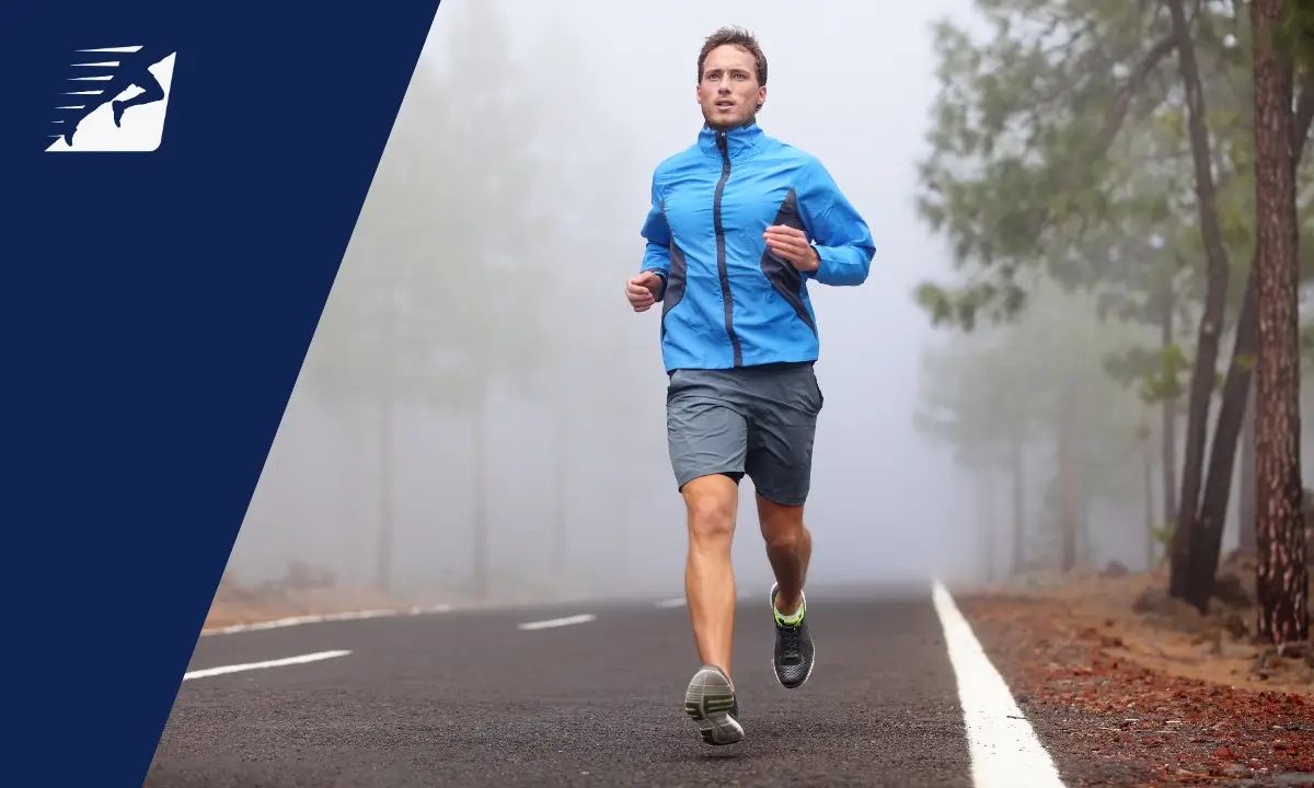 Ein Mann beim Laufen auf der Straße