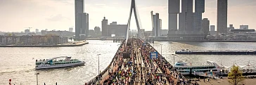Der Rotterdam Marathon sollte auf der Bucket-Liste eines jeden Marathonläufer stehen.