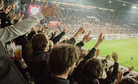 Fußballfans im Stadion