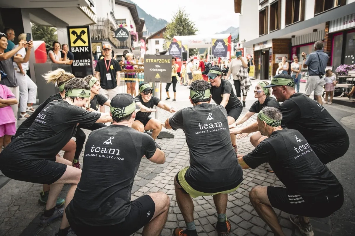 Arlberger Wadlbeisser: Gemeinsam erfolgreich durchkämpfen bis ins Ziel - das stärkt den Teamgeist und den Zusammenhalt.