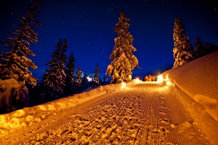 Auf der Planneralm könnt ihr sogar abends Rodeln. Foto: Tom Lamm-Planneralm