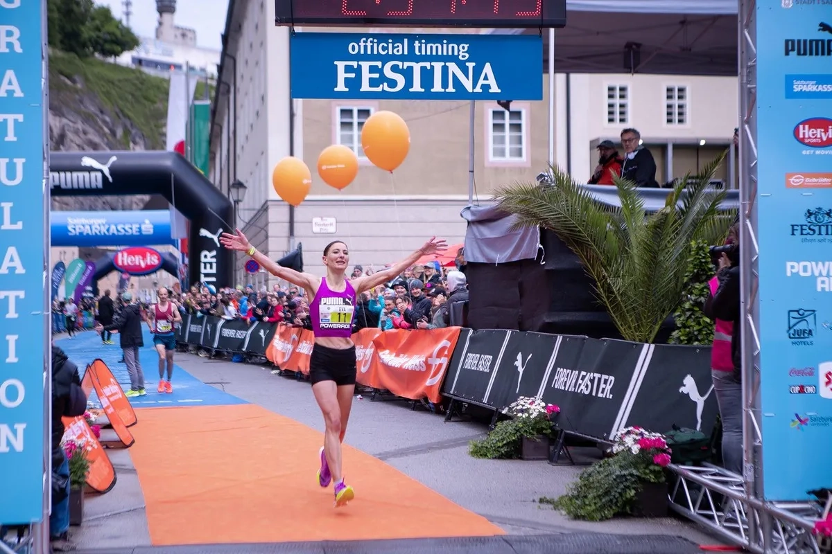 Eva Wutti triumphiert beim Salzburg Marathon 2025