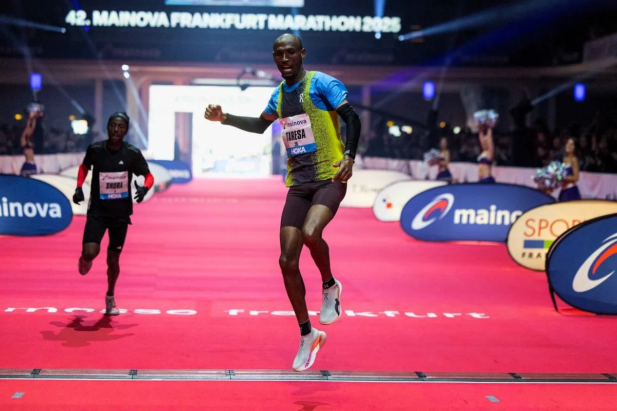 Frankfurt Marathon 2025: Taresa Bekuma auf Platz 2 knapp vor Shura Tola