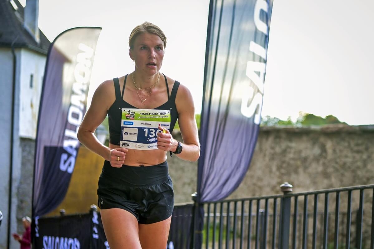 Agata Strausa beim Anstieg zur Festung Hohen Salzburg