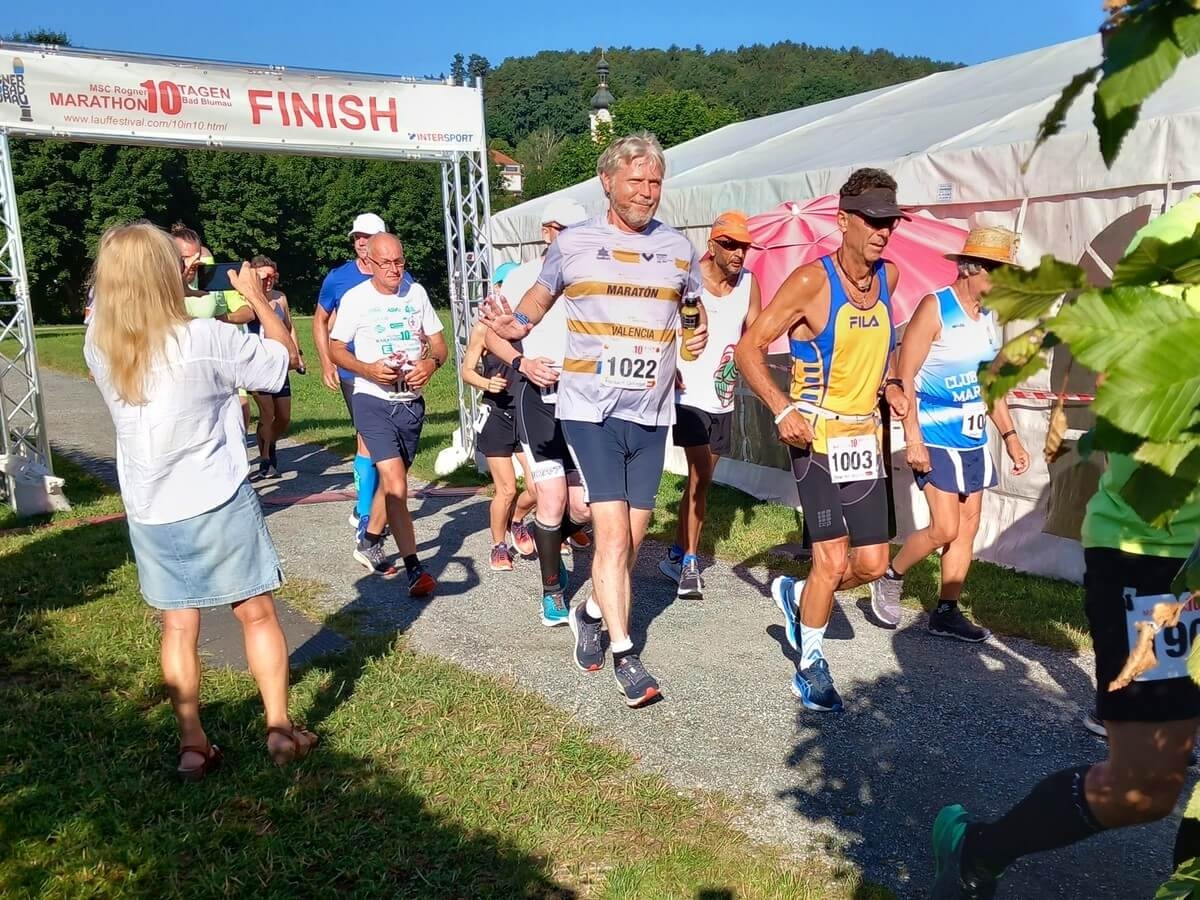 10 Marathons In 10 Tagen Bad Blumau 90 1690179980