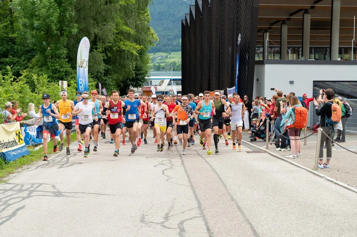 Schafberglauf 2024: Start bei der Talstation der Schafbergbahn.