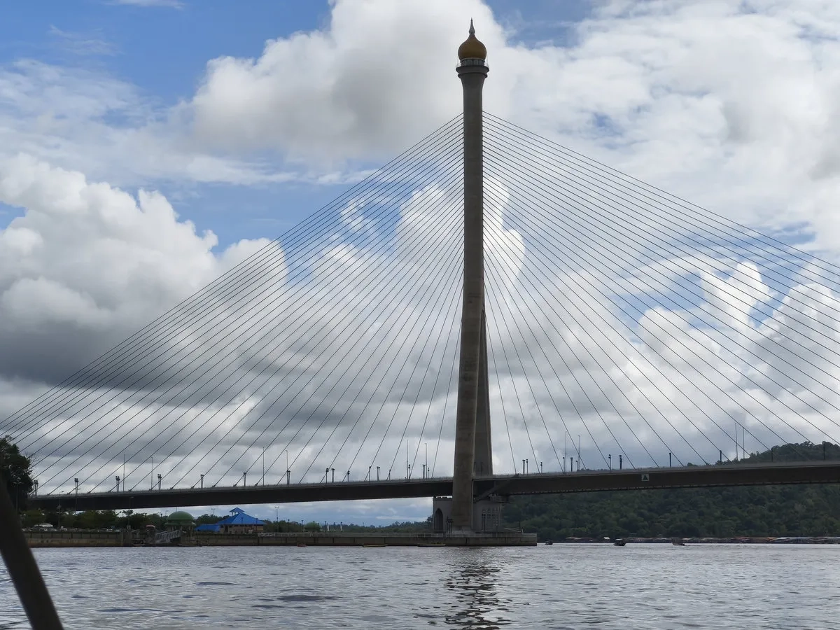 Brunei Marathon: 12 Sungai Kebun Brücke