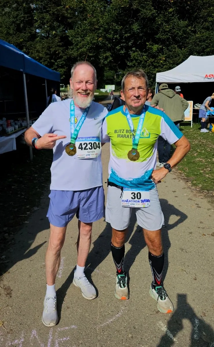 Tullner Lauftage 2025: Gerhard Wally mit 771 Marathons und Bernhard Keiler mit 300 Marathons (Foto: © Bernhard Keiler) Tullner Lauftage 44 1760117199