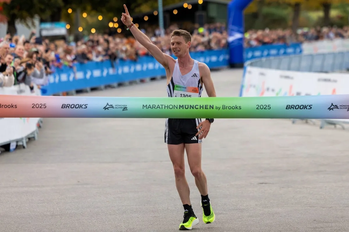 München Marathon 2025: Marathon-Sieger Gabriel Lautenschlager