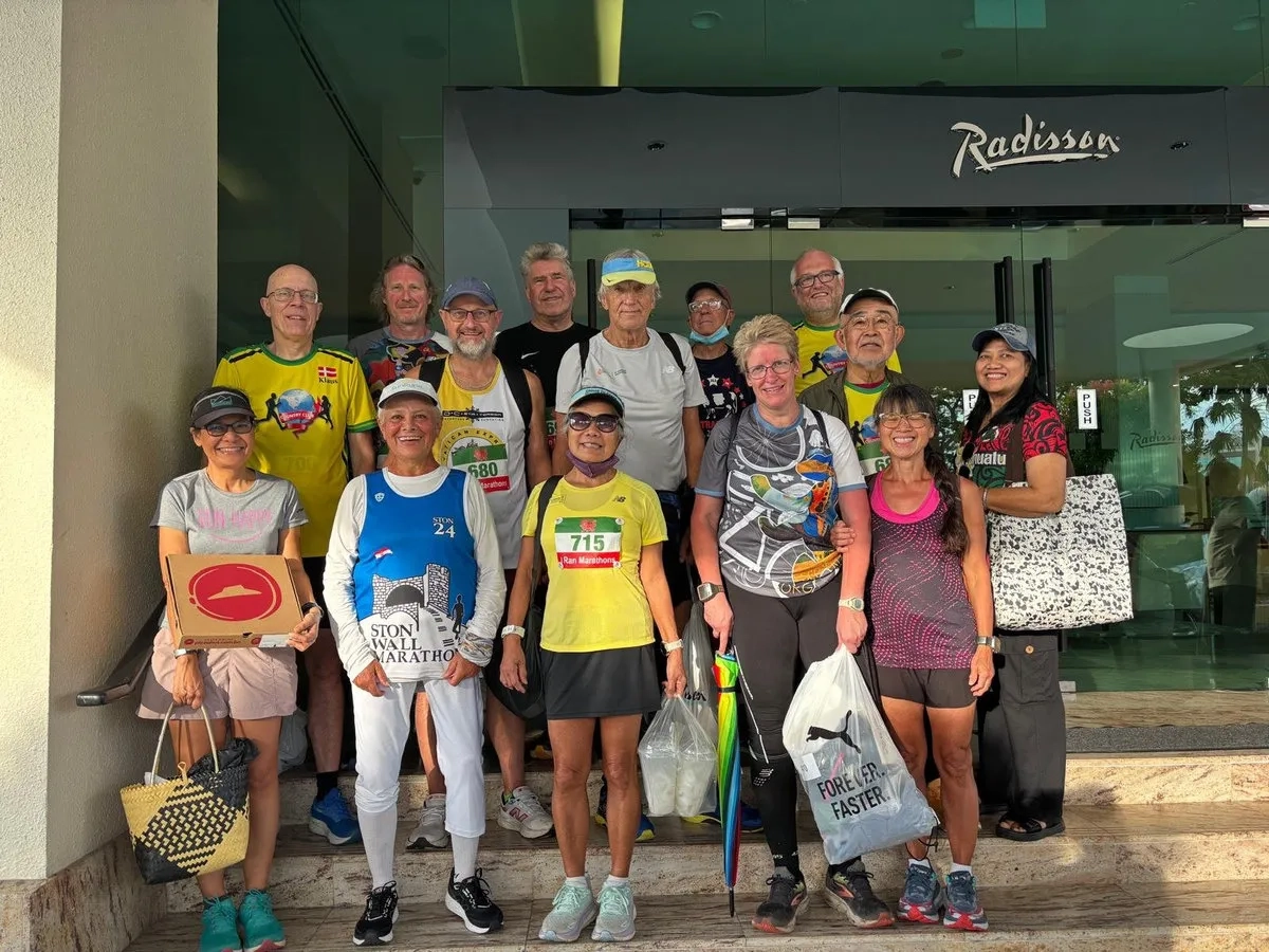 Brunei Marathon: Bild 25 Gemeinschaftsfoto