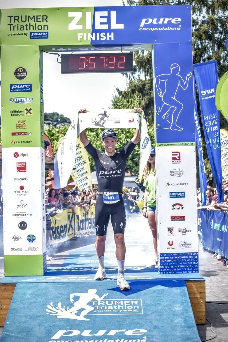 Ruben Zepuntke beim Trumer Triathlon