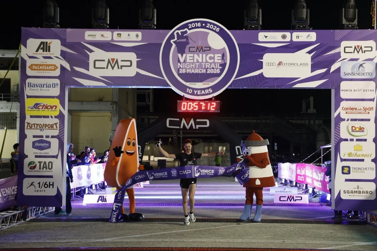 Venice Night Trail 2026: Sieger Giacomo Esposito (© Venicemarathon) Venice Night Trail 2026: Sieger Giacomo Esposito