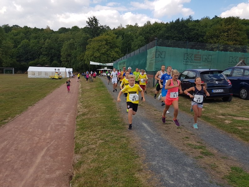 Besenbinderlauf Sudershausen (C) Veranstalter Besenbinderlauf Sudershausen (C) Veranstalter