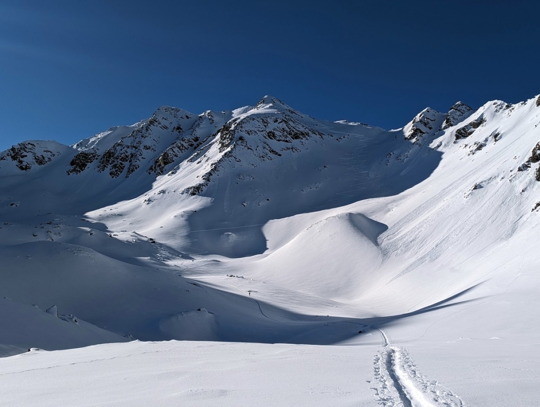 Murkarspitze 05: Blick auf den Steilhang der Murkarspitze. Murkarspitze 05: Blick auf den Steilhang der Murkarspitze.