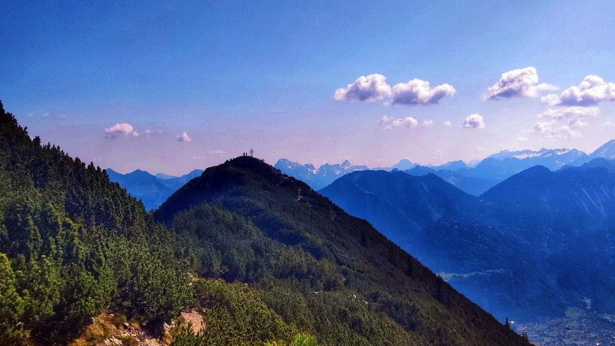 Mondspitze 06: Blick zurück bei Abstieg über den Schillersattel Mondspitze 06: Blick zurück bei Abstieg über den Schillersattel