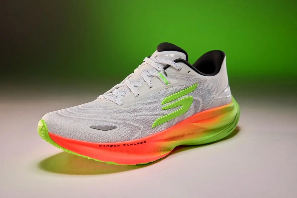 Skechers Aero Spark (Foto: © Skechers / WeArePepper) Skechers Aero Spark (Foto: © Skechers / WeArePepper)