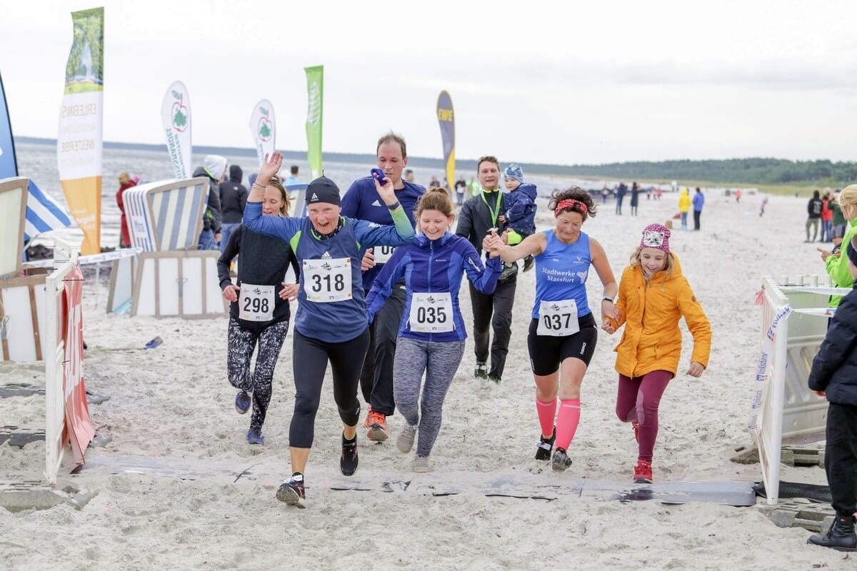 Kap Arkona Lauf Rügen 2023, Foto: © Tourismusverein Nord-Rügen e.V./Franz Müller Kap Arkona Lauf Rügen 2023, Foto: © Tourismusverein Nord-Rügen e.V./Franz Müller