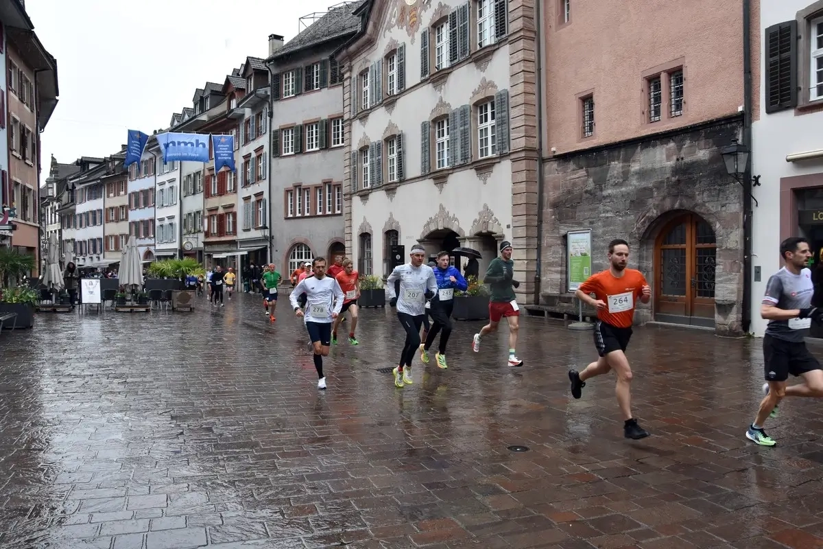 Stadtlauf Rheinfelden 2024 mit Mathias Kyburz Stadtlauf Rheinfelden 2024 mit Mathias Kyburz