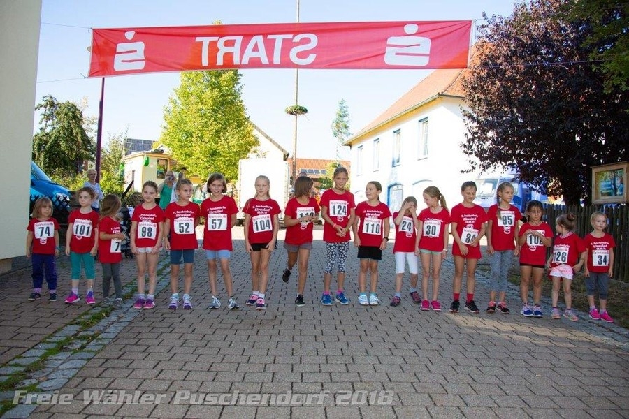 Kärwa-Lauf Puschendorf (C) Manfred Schroll Kärwa-Lauf Puschendorf (C) Manfred Schroll