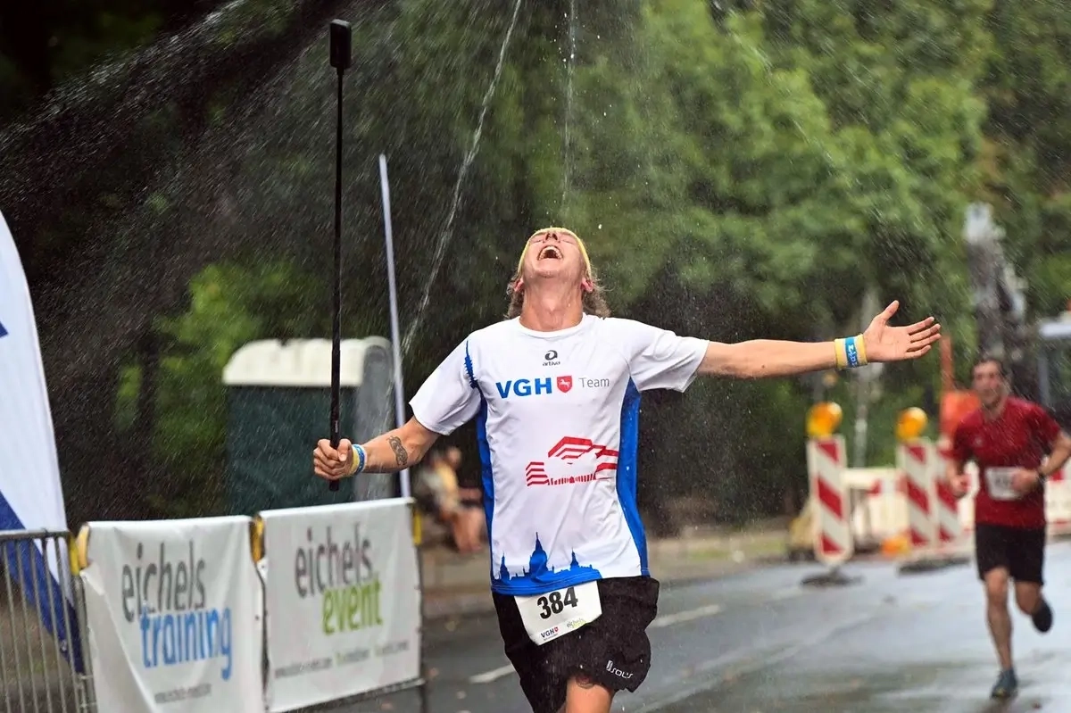 Urban RUN Hannover 2024 (Foto: © Debbie Jayne Kinsey) Urban RUN Hannover 2024 (Foto: © Debbie Jayne Kinsey)