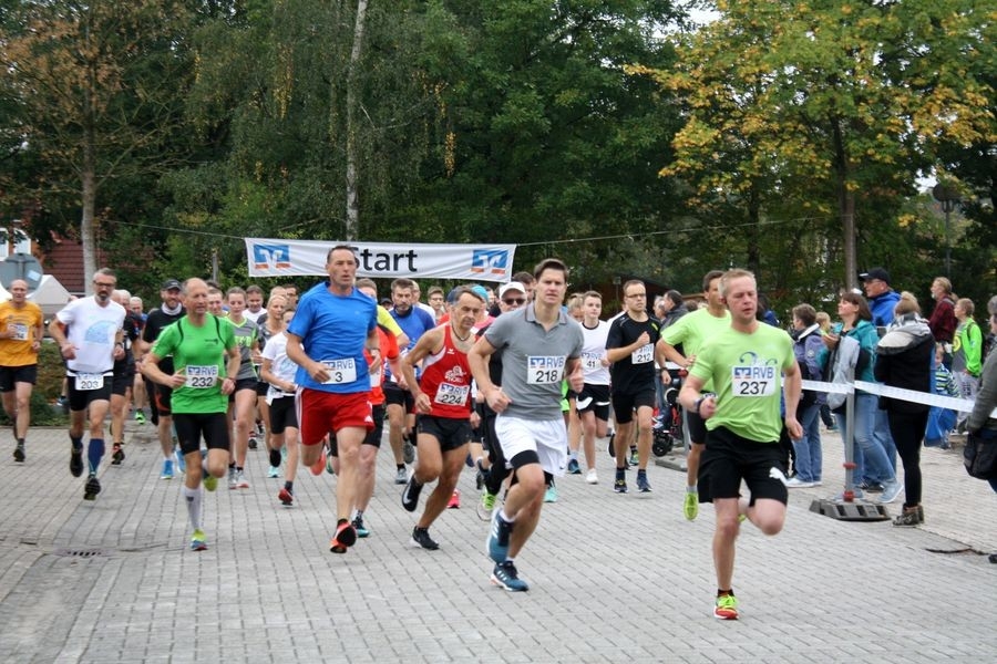 Uplengener RVB-Herbstmarktlauf (C) Veranstalter Uplengener RVB-Herbstmarktlauf (C) Veranstalter