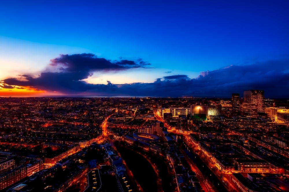 Den Haag bei Nacht, Foto Pixabay Den Haag bei Nacht, Foto Pixabay