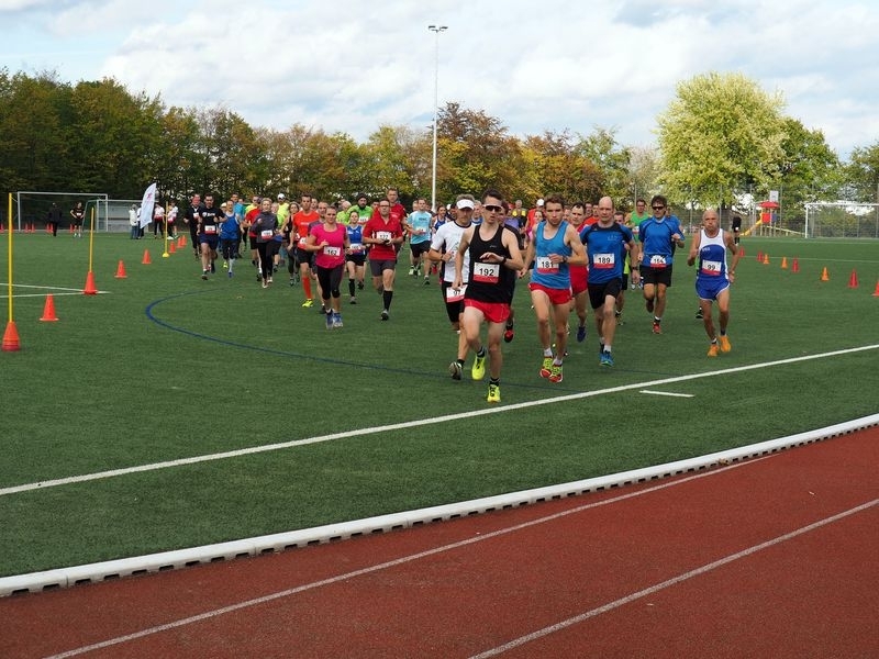 Volkslauf Rund um den Flugplatz Hangelar (C) Veranstalter Volkslauf Rund um den Flugplatz Hangelar (C) Veranstalter
