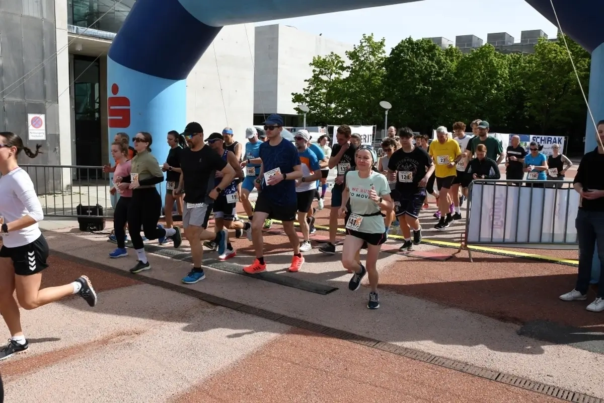 Start zum Round Table Benefizlauf 2024 Start zum Round Table Benefizlauf 2024