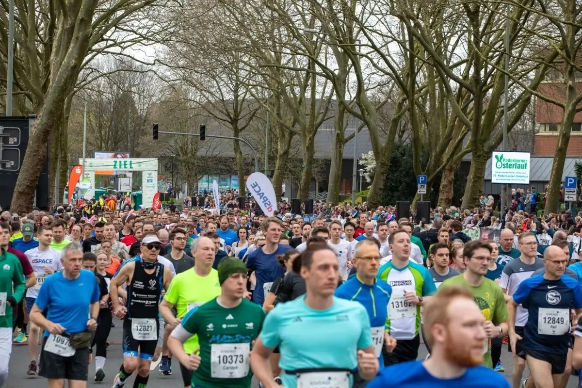 Paderborner Osterlauf 2024 Start. Foto: © Foto Farbecht Paderborner Osterlauf 2024 Start. Foto: © Foto Farbecht