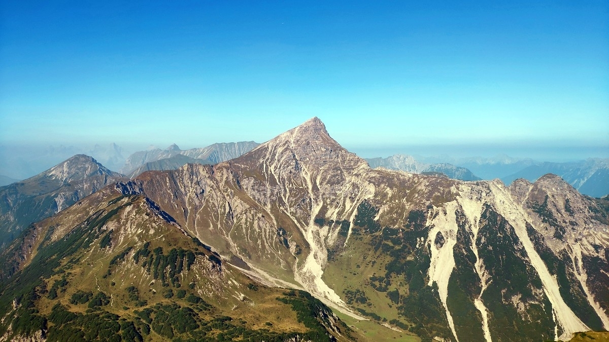 Namloser Wetterspitze im Jahr 2023 Namloser Wetterspitze im Jahr 2023