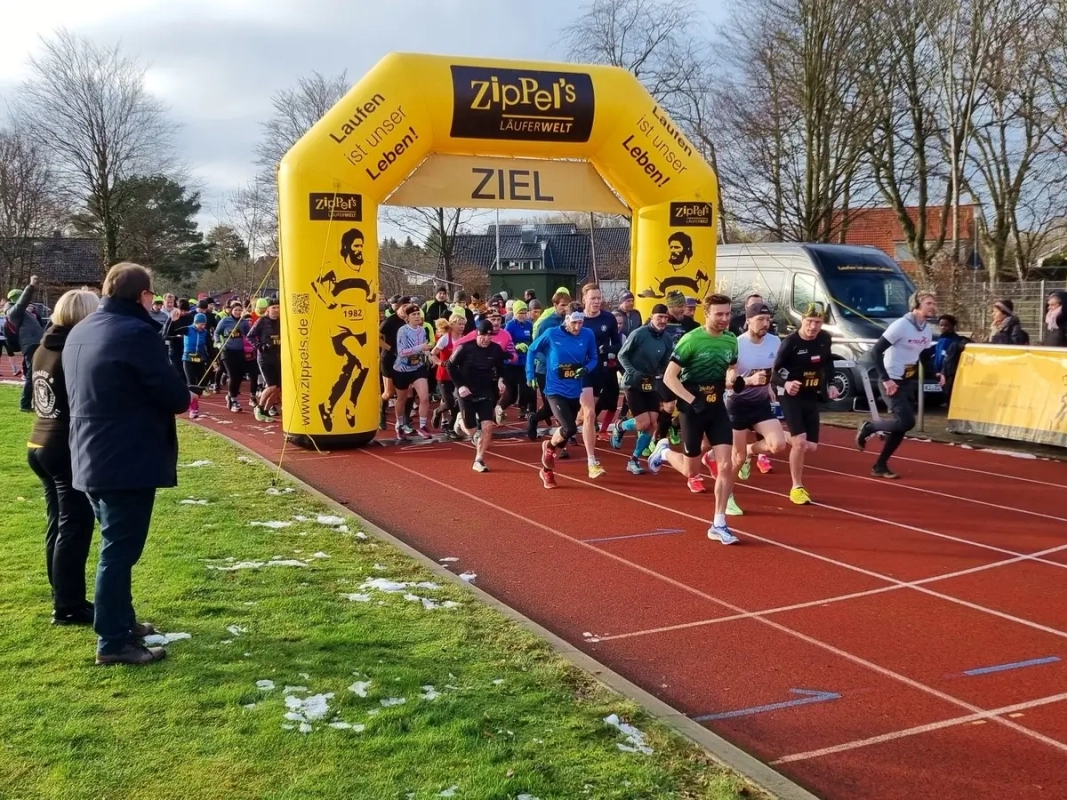 der reporter Lauf Neustadt 2024 (Foto: © Veranstalter) der reporter Lauf Neustadt 2024 (Foto: © Veranstalter)