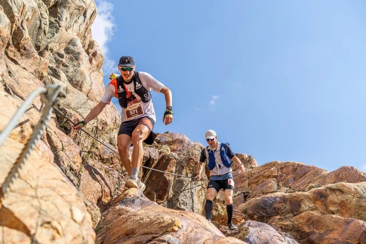Eine Läuferin beim Gletscher Trailrun 2025 (Foto: © Ötztal Tourismus, Johannes Brunner) Eine Läuferin beim Gletscher Trailrun 2025 (Foto: © Ötztal Tourismus, Johannes Brunner)