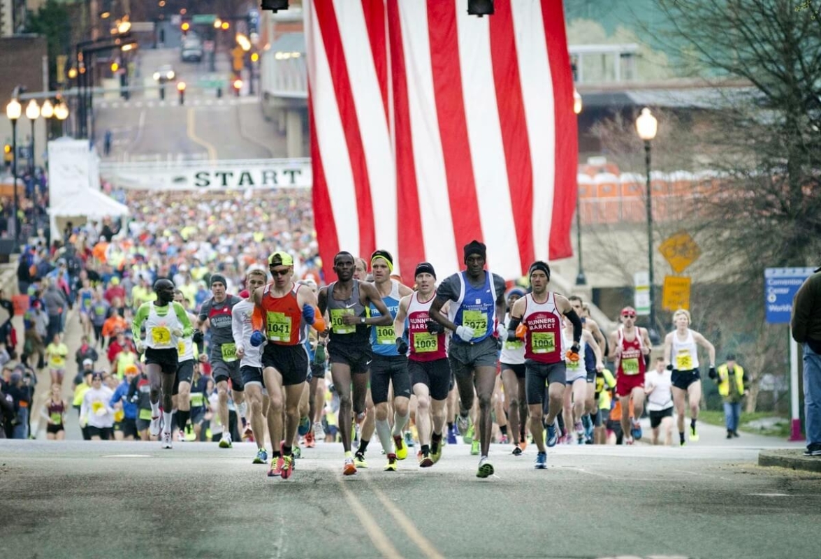 Knoxville Marathon Start 2014, Foto: © Veranstalter Knoxville Marathon Start 2014, Foto: © Veranstalter