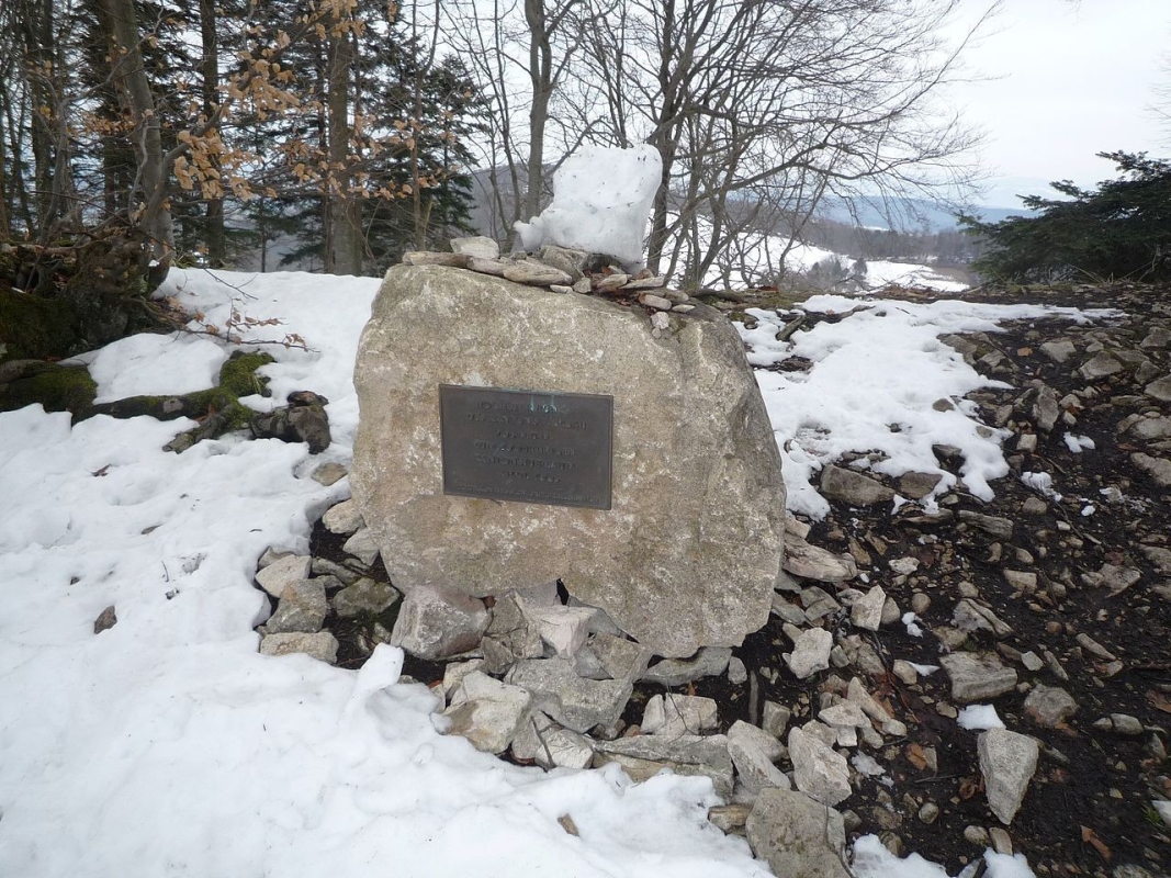 Geissflue (Rohr SO), Foto: StFr, Lizenz: Creative Commons CC0 1.0 Universal Public Domain Geissflue (Rohr SO), Foto: StFr, Lizenz: Creative Commons CC0 1.0 Universal Public Domain