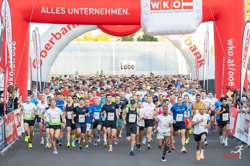 WKO Businesslauf Linz 2025 (Foto: © Andreas Röbl) WKO Businesslauf Linz 2025 (Foto: © Andreas Röbl)