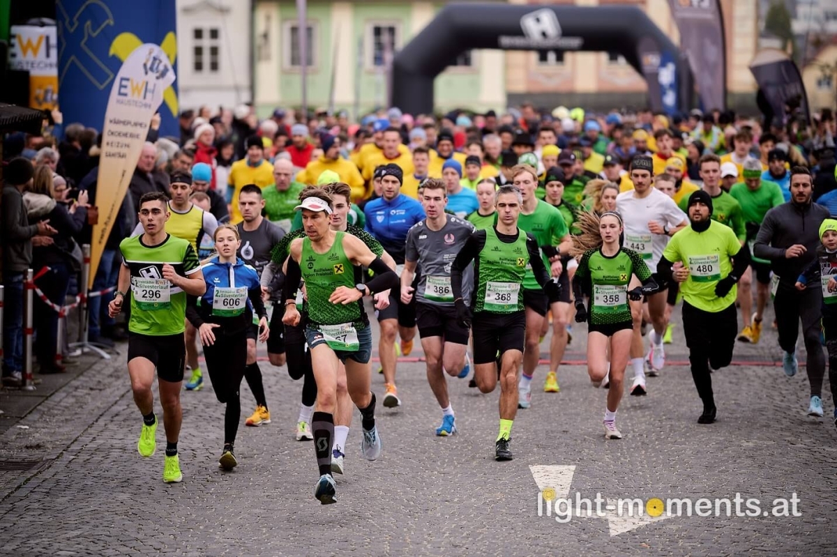Freistädter Silvesterlauf 2023, Foto: © Michael Hofer, light-moments.at Freistädter Silvesterlauf 2023, Foto: © Michael Hofer, light-moments.at