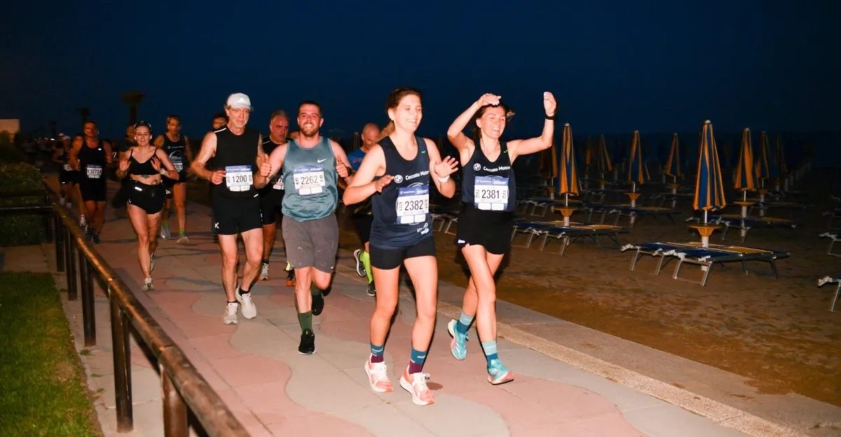 Jesolo Moonlight Half Marathon (© Venicemarathon) Jesolo Moonlight Half Marathon (© Venicemarathon)