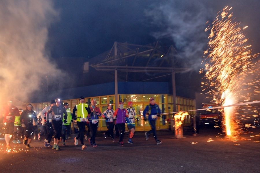Neujahrsmarathon Zürich (C) alphafoto.com / datasport.com Neujahrsmarathon Zürich (C) alphafoto.com / datasport.com