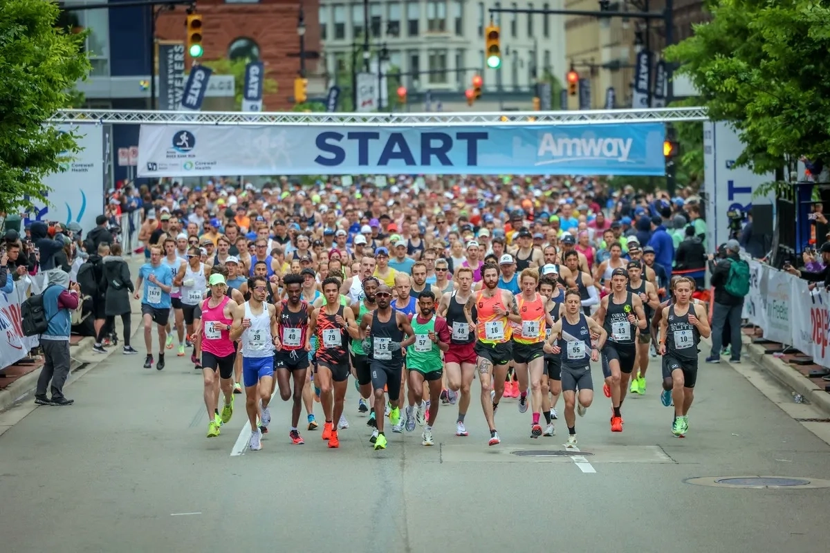 River Bank Run Grand Rapids Run 2024: Start (Foto: © Veranstalter) River Bank Run Grand Rapids Run 2024: Start (Foto: © Veranstalter)
