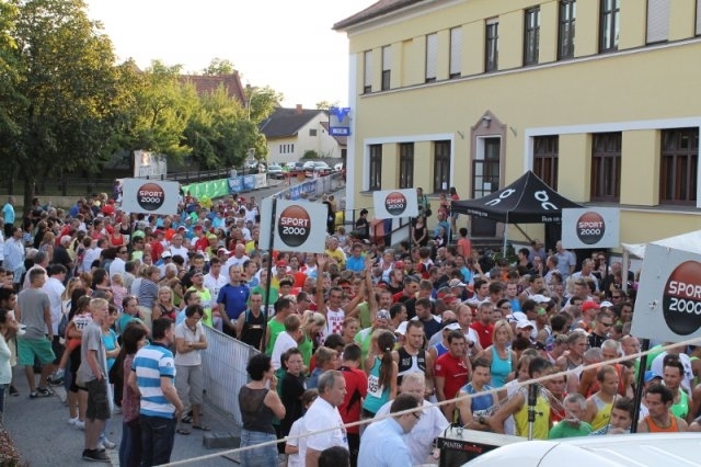 Stinatzer Abendlauf & Halbmarathon (C) Veranstalter Stinatzer Abendlauf & Halbmarathon (C) Veranstalter