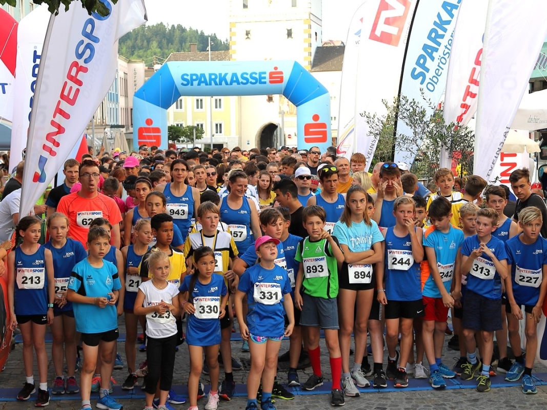 17. Vöcklabrucker Sparkassen Stadtlauf 17. Vöcklabrucker Sparkassen Stadtlauf