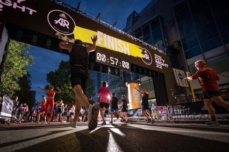 adidas Runners City Night Berlin 2022, Foto: SCC Events / Camera4