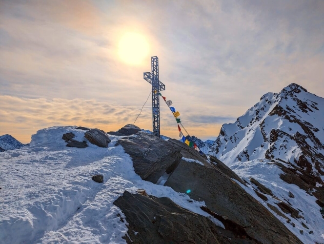 Schöntalspitze Gipfelkreuz