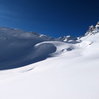 Skitour Murkarspitze 09: Bis zum Steilhang vor der Murkarspitze ist das Gelände nun lange flach.