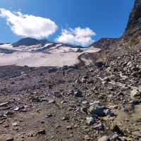 Wilde Leck 14: Nun entweder am Gletscherrand bergauf oder über die Steinmoräne.
