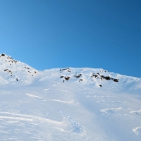 Skitour Tagweidkopf 20: Wir wählten einen Steilhang weiter südlich von der Fernpassrinne. Der war allerdings ebenfalls ähnlich steil und anspruchsvoll, dafür mit besserer Schneequalität.